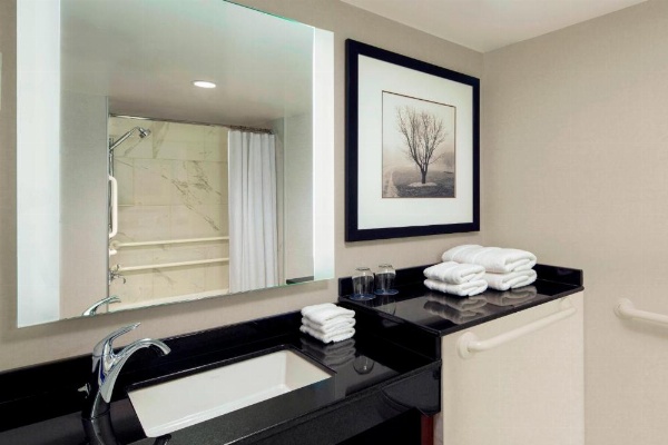 Sheraton West Des Moines Hotel image 10