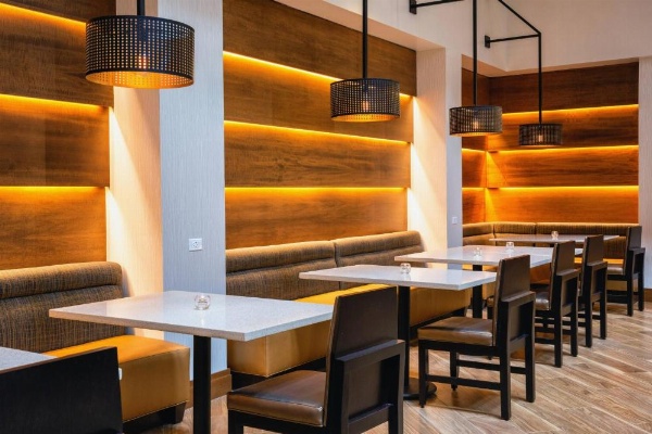 Sheraton West Des Moines Hotel image 21